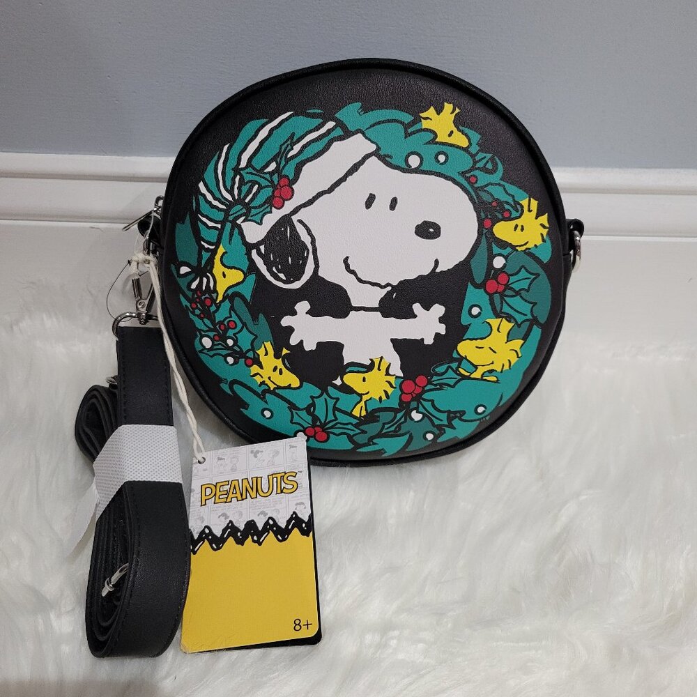 Loungefly Peanuts Snoopy Holiday Wreath Crossbody Bag